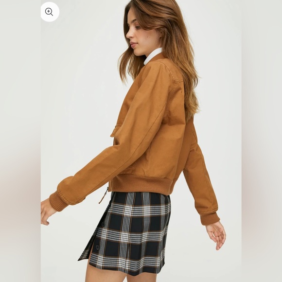 ❌SOLD❌ Aritzia Sunday Best Ainsley Bomber Jacket - Picture 6 of 7